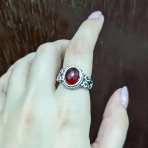 Vintage RUBY LAB Created Ring Size 8 - Picture 3 of 4